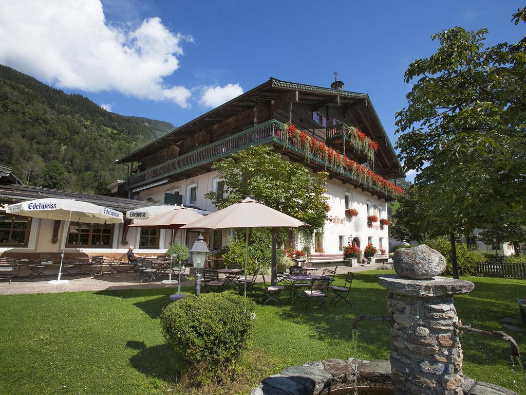 Hotel Senningerbraeu Bramberg am Wildkogel Exterior photo