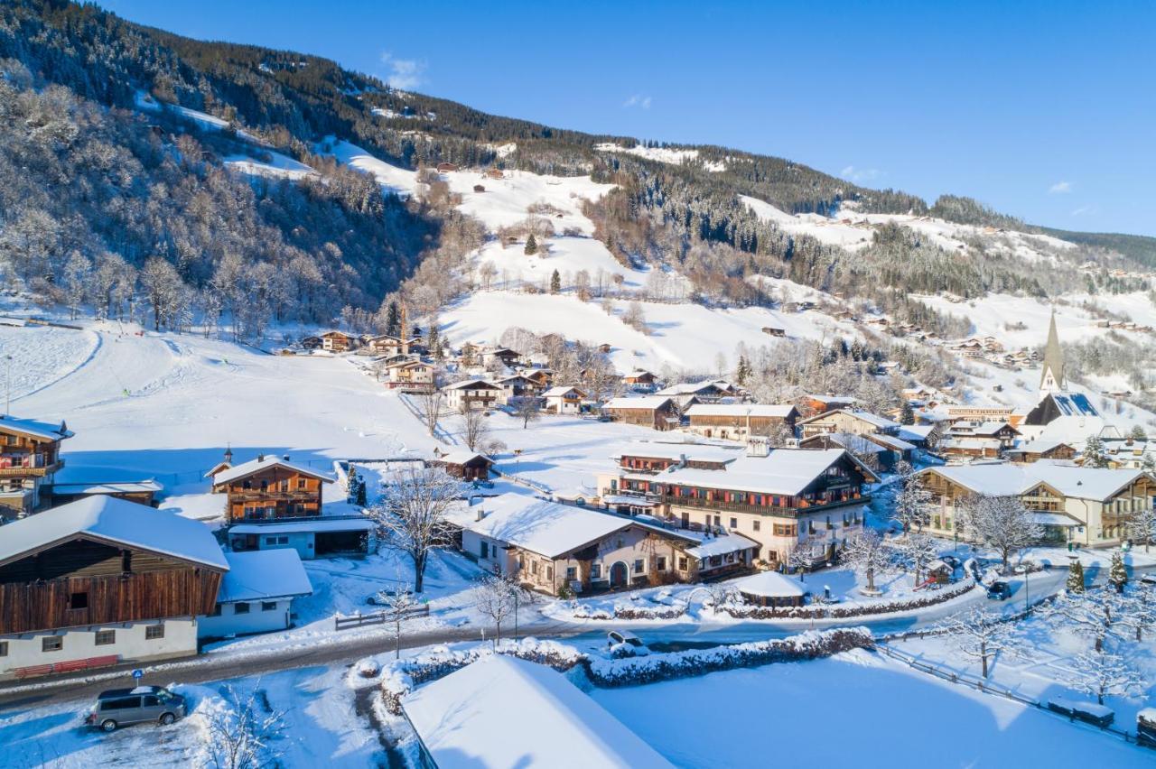 Hotel Senningerbraeu Bramberg am Wildkogel Room photo